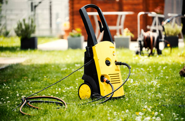 Best Graffiti Removal  in Dryden, MI